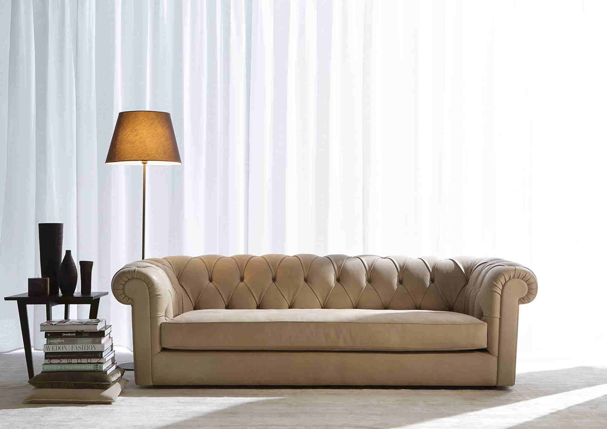 Divano pelle vintage: divano posti connor pelle pieno fiore ...