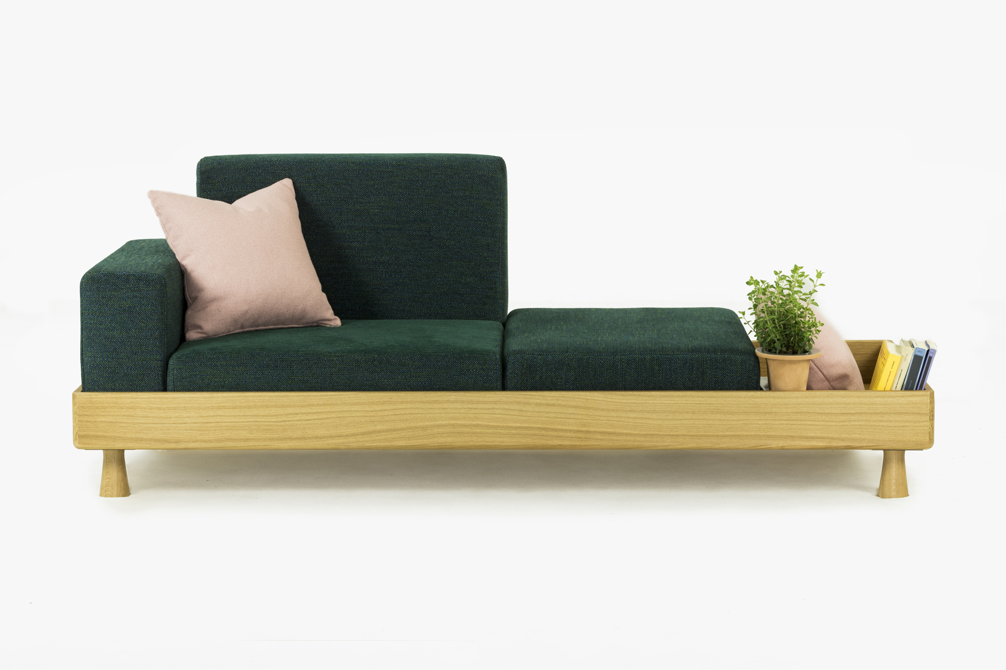 divano meda design giulio iacchetti prodotto da BertO